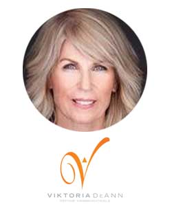 Susan-Wade-_-ViktoriaDeAnn